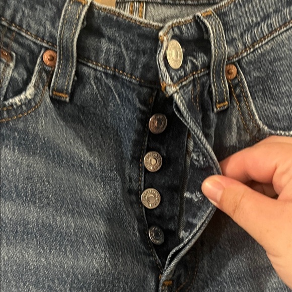 Levi's Women's Straight Leg Jeans in Classic Blue Size 24/30 - Picture 7 of 7